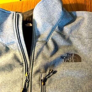 The North Face Men's Apex Bionic Soft Shell Jacket sz Small